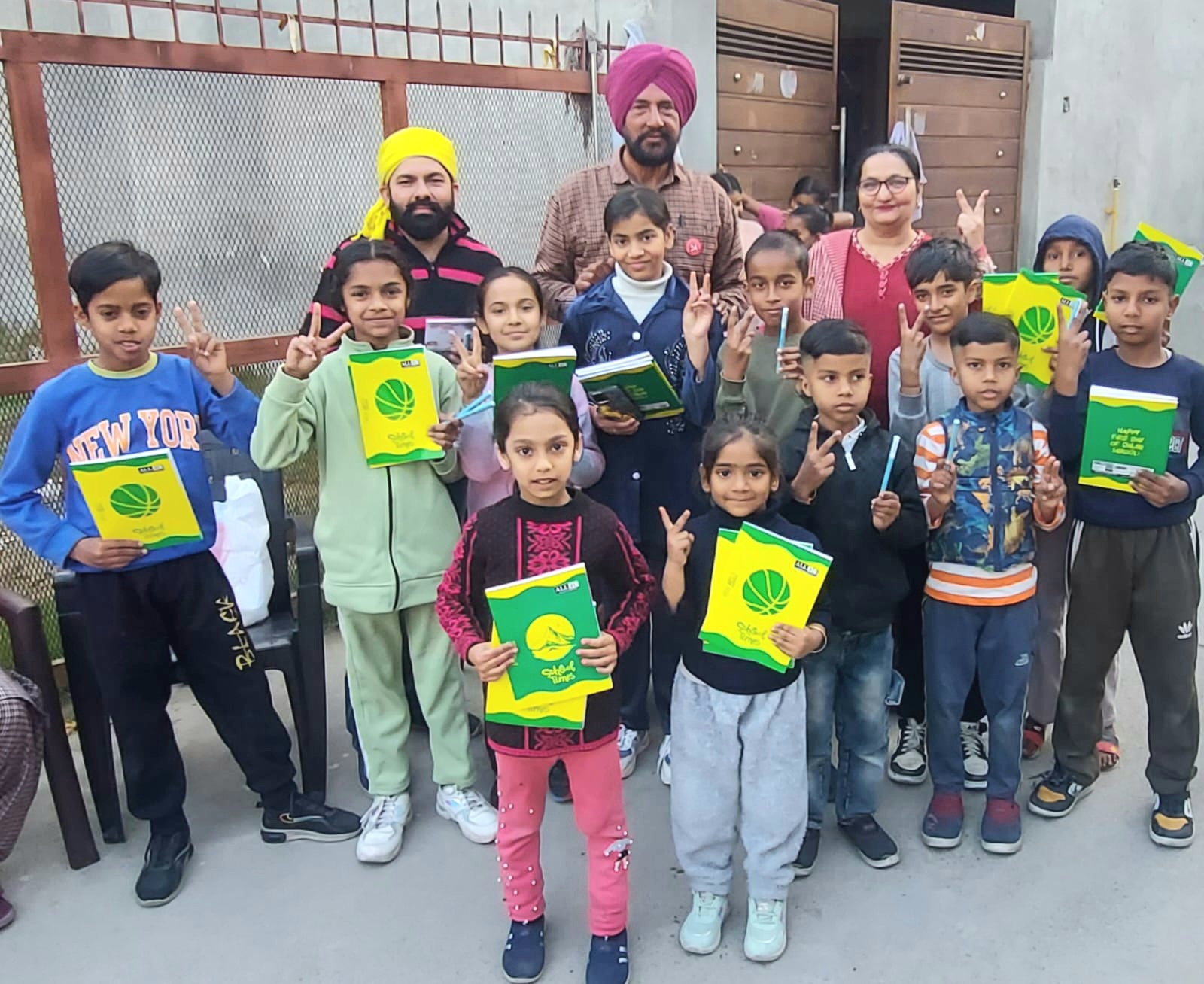 बच्चों की खेलकूद व सांस्कृतिक प्रतियोगिताएं आयोजित